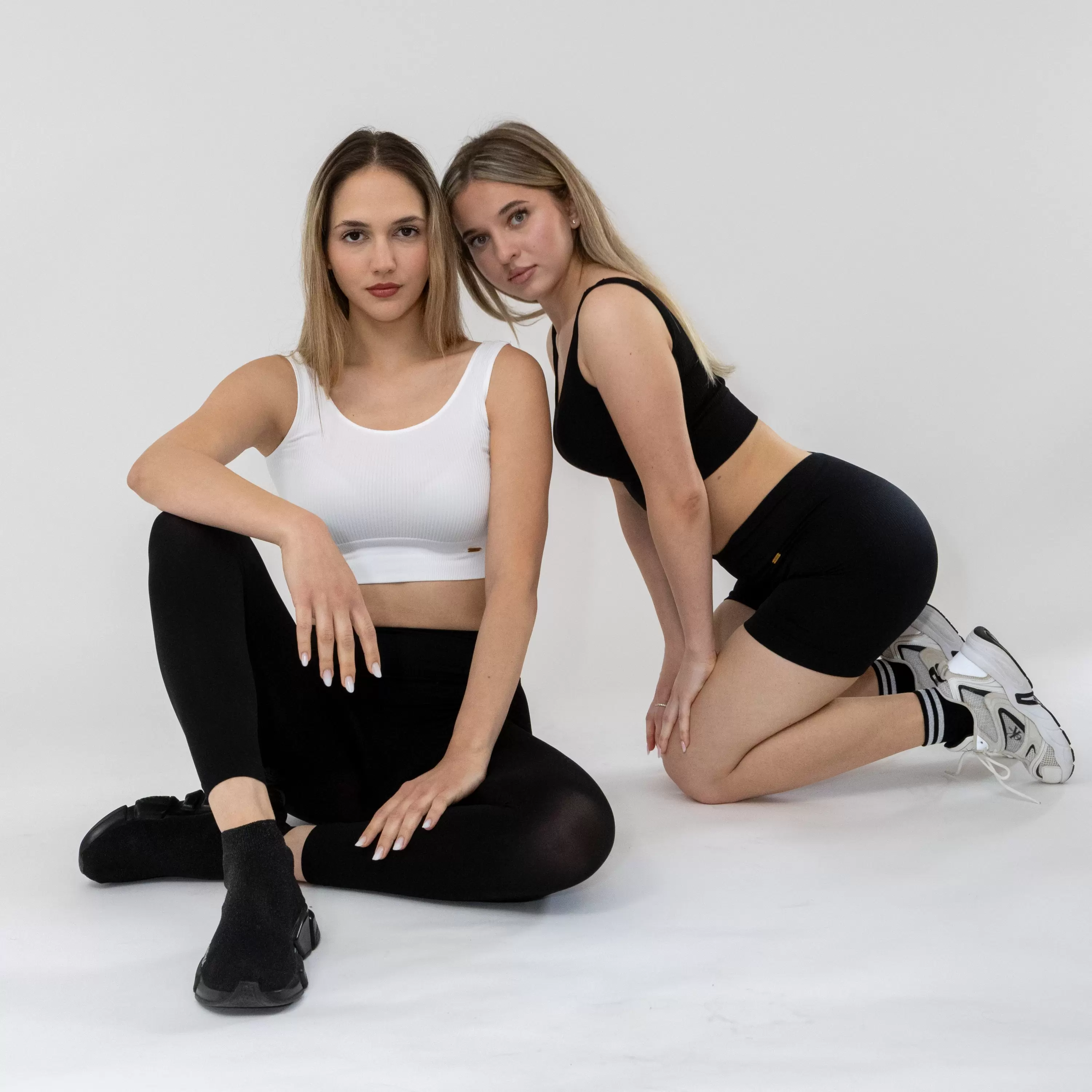 1891.bustiera-sport-seamless-raiata.png